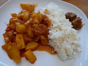 Zucchini Vindaloo mit Basmati-Reis und Achar!