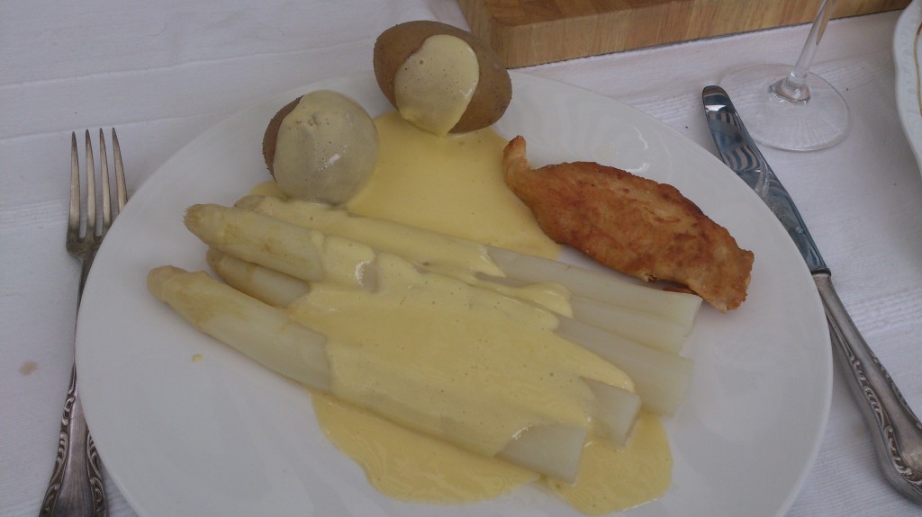 Sauce hollandaise nach Escoffier Klassiker zur Spargelzeit