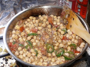 Murgh Chole - Kichererbsen zugeben