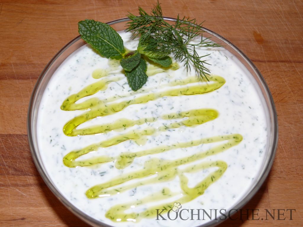 Cacık (türkischer Knoblauchjoghurt) - Es soll ja nicht immer Tzatziki ...